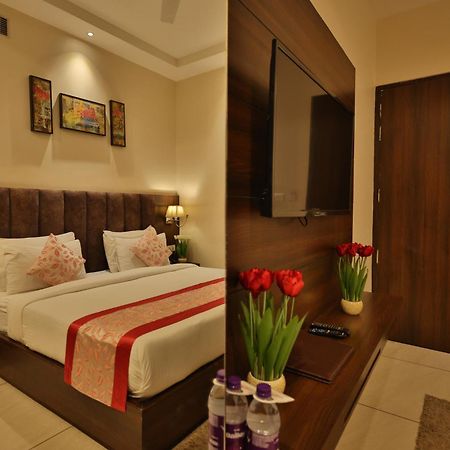 Hotel Ramaya Inn Raiwala Extérieur photo